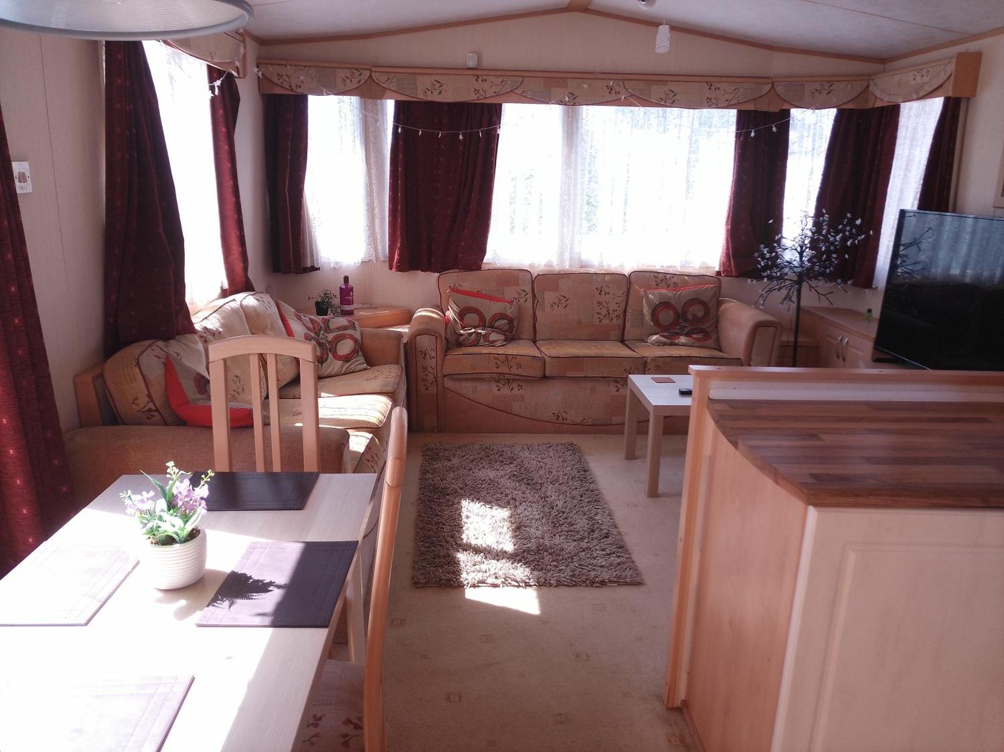 Cozy Camber Caravan 3 Bedroom Retreat With Decking راي المظهر الخارجي الصورة